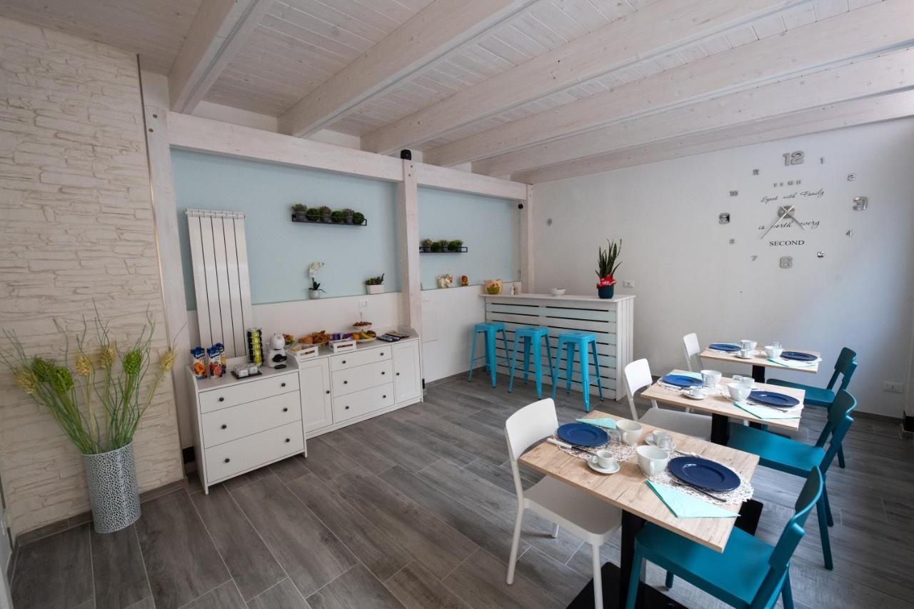 Domora Bedrooms Ortona Bagian luar foto