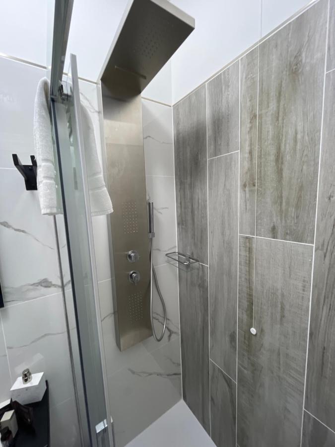 Domora Bedrooms Ortona Bagian luar foto